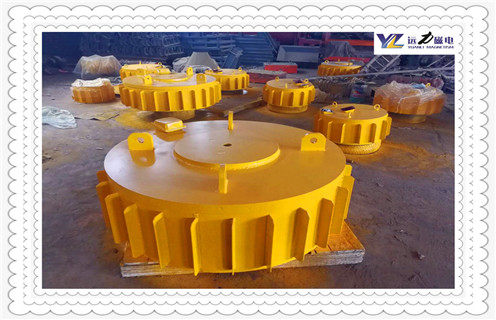 起重電磁鐵，起重電磁鐵跟除鐵器的區(qū)別電源箱_技術(shù)參數(shù)_起重電磁鐵跟除鐵器的區(qū)別工作原理_國家標(biāo)準(zhǔn)生產(chǎn)廠家