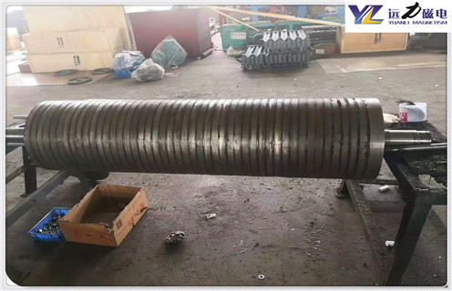 錳礦磁選機(jī)， 濰坊能夠獲得滿意的冶金錳礦磁選機(jī)選別指標(biāo)_價(jià)格_濰坊能夠獲得滿意的冶金錳礦磁選機(jī)選別指標(biāo)皮帶型號(hào)_工作原理 