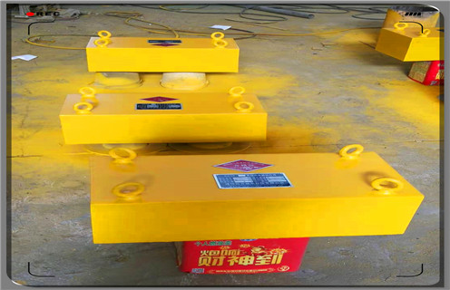 永磁除鐵器，永磁除鐵器技術(shù)介紹維護(hù)知識(shí)參數(shù)_內(nèi)部磁塊安裝方法_永磁除鐵器技術(shù)介紹規(guī)格型號(hào)價(jià)格 