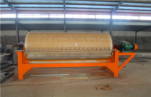強(qiáng)磁磁選機(jī)，強(qiáng)磁磁選機(jī)和礦渣磨磁介質(zhì)堵塞技術(shù)難題如何解決？_磁選效率_強(qiáng)磁磁選機(jī)和礦渣磨磁介質(zhì)堵塞技術(shù)難題如何解決？報價及結(jié)構(gòu)_遠(yuǎn)力磁電廠家 