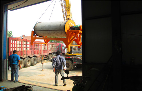 磁選機，選礦設(shè)備磁選機防潮、抗氧化的措施_鐵礦選礦選礦設(shè)備磁選機防潮、抗氧化的措施磁場一般為多少_磁塊如何排列 