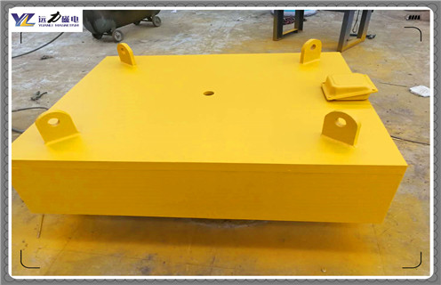 除鐵器廠家，山東遠(yuǎn)力除鐵器廠家_懸掛式電磁除鐵器生產(chǎn)廠家品牌_遠(yuǎn)力磁電除鐵器廠家好