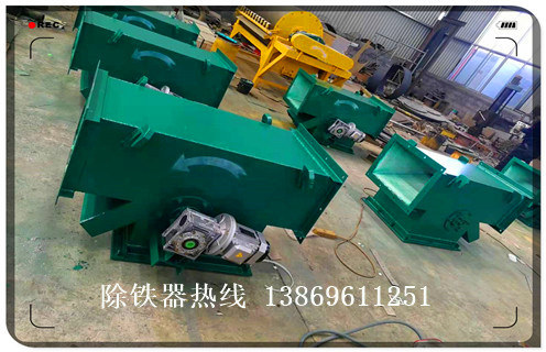 永磁管道除鐵器，棗莊永磁管道除鐵器知識(shí)參數(shù)_內(nèi)部磁塊安裝方法_棗莊永磁管道除鐵器型號(hào)價(jià)格