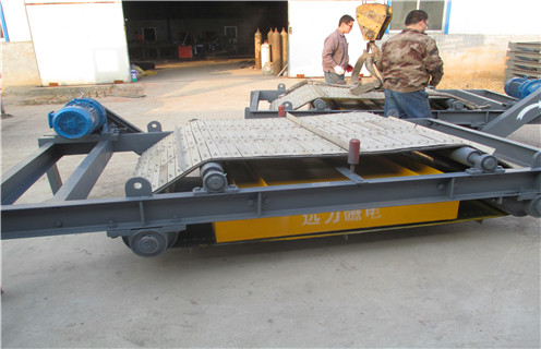 永磁自卸式除鐵器，武漢永磁自卸式除鐵器型號(hào)_技術(shù)參數(shù)_武漢永磁自卸式除鐵器型號(hào)磁塊安裝方式_如何換帶