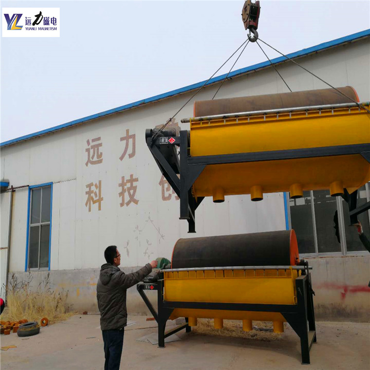 永磁筒式磁選機(jī)，廣西防城港永磁筒式磁選機(jī)_廣西防城港永磁筒式磁選機(jī)如何配置，選三氧化二鐵嗎？