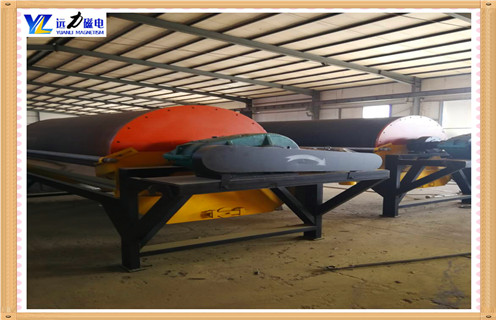 鐵礦磁選機，山西鐵礦磁選機多少錢1臺_山西鐵礦磁選機多少錢1臺如何配置報價發(fā)展工作視頻皮帶及結構價格 